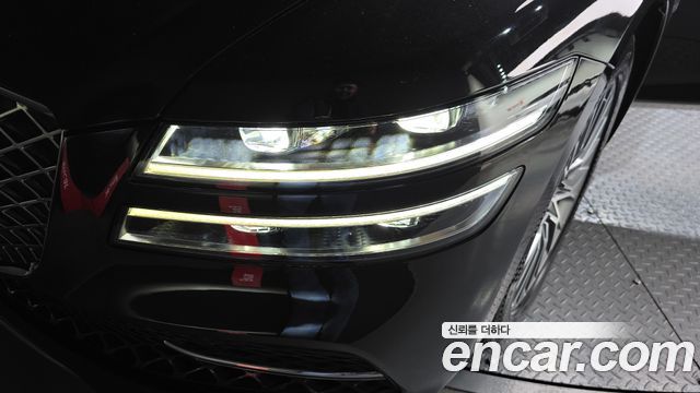Genesis G80 2022 — photo 8