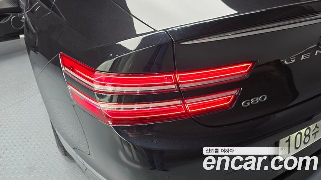 Genesis G80 2022 — photo 9