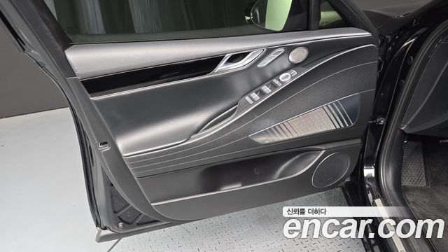 Genesis G80 2022 — photo 14