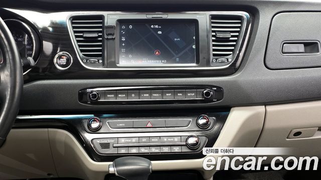 Kia Canival 2019 — photo 19
