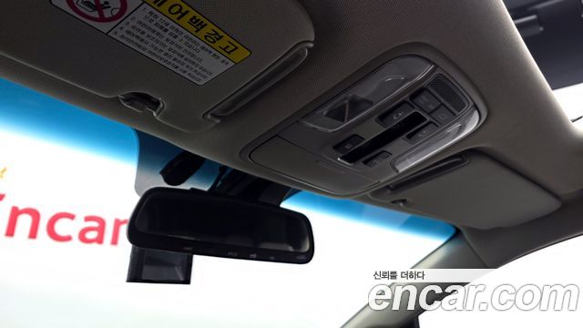 Kia Canival 2019 — photo 24