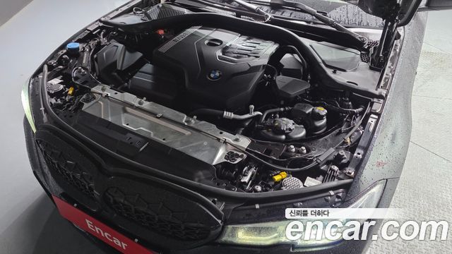 BMW 3-Series 2021 — photo 6