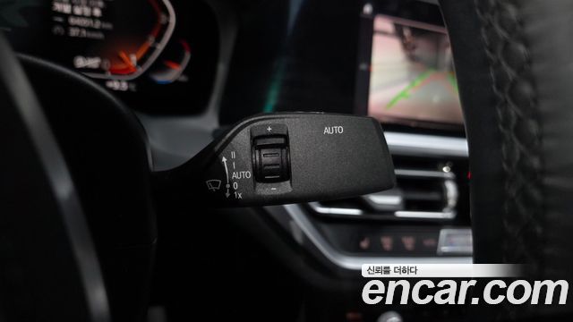 BMW 3-Series 2021 — photo 19