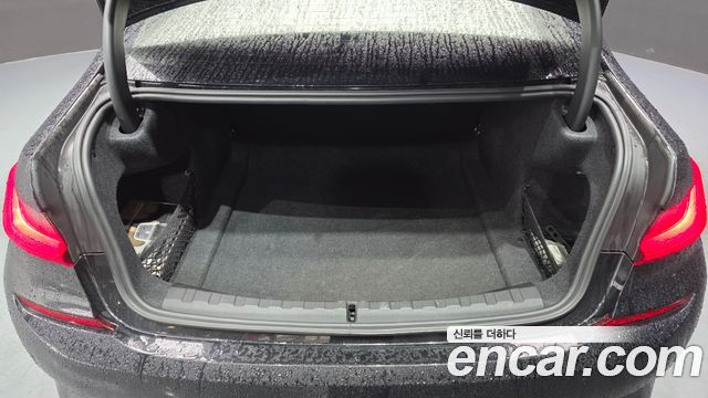 BMW 3-Series 2021 — photo 20