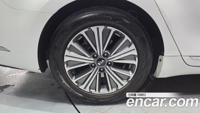 Kia K7 2018 — photo 5
