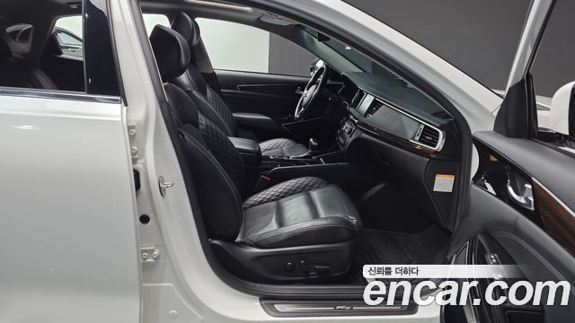 Kia K7 2018 — photo 17