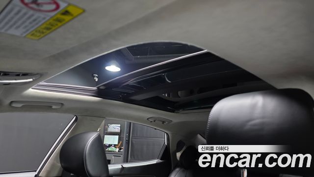 Kia K7 2018 — photo 24