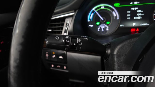 Kia K7 2018 — photo 34