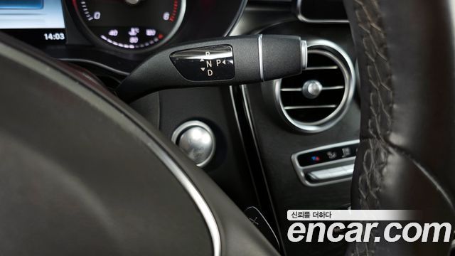 Mercedes-Benz GLC-Class 2018 — photo 12