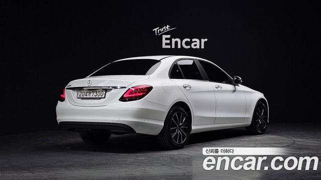 Mercedes-Benz C-Class 2020 — photo 2