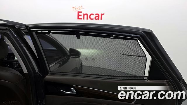 Kia K7 2018 — photo 18