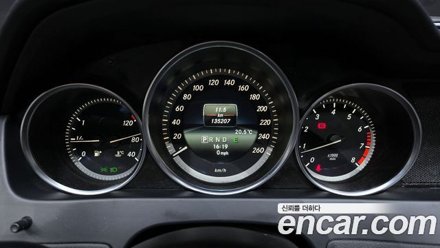 Mercedes-Benz C-Class 2014 — photo 8
