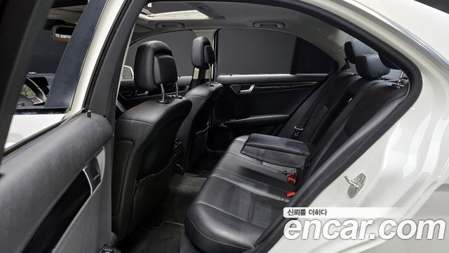Mercedes-Benz C-Class 2014 — photo 12