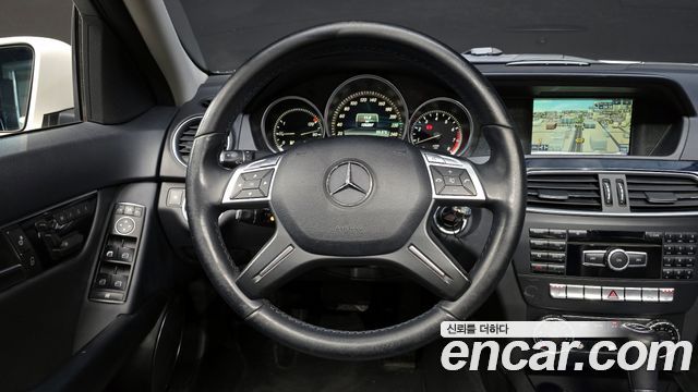 Mercedes-Benz C-Class 2014 — photo 13