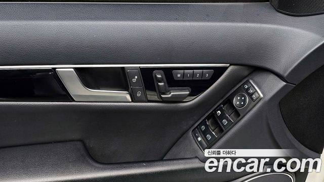 Mercedes-Benz C-Class 2014 — photo 18