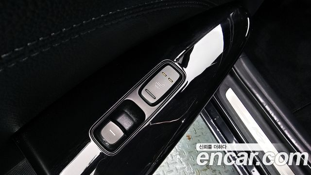 Kia K7 2016 — photo 20