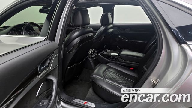 Audi S8 2013 — photo 12