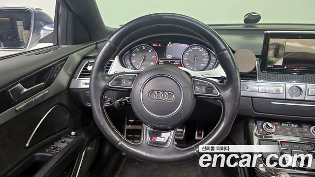 Audi S8 2013 — photo 13