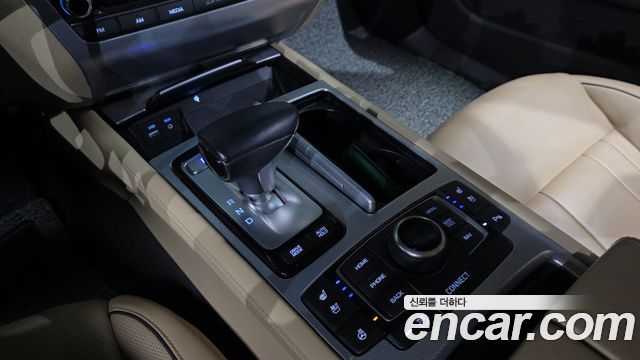 Genesis G80 2018 — photo 12