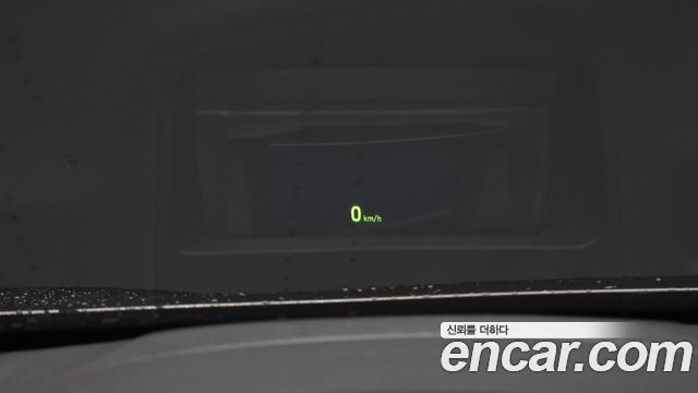 Genesis G80 2018 — photo 19