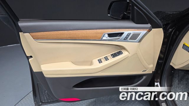 Genesis G80 2018 — photo 14