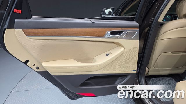 Genesis G80 2018 — photo 15