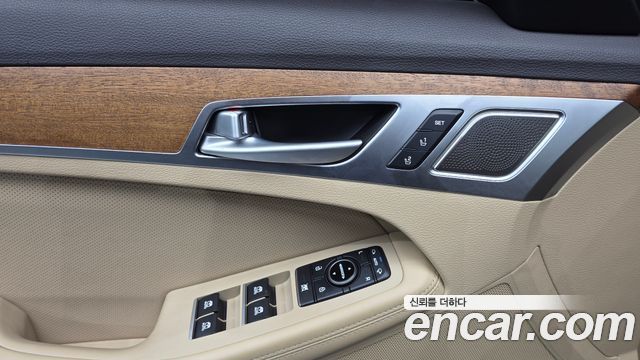 Genesis G80 2018 — photo 27