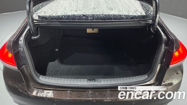Genesis G80 2018 — photo 29