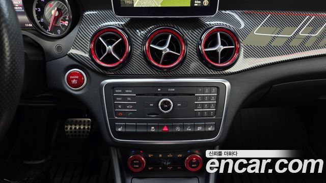 Mercedes-Benz GLA-Class 2016 — photo 15