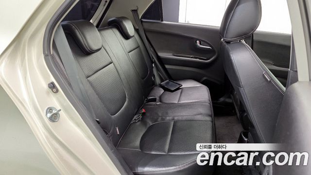 Kia morning 2012 — photo 11
