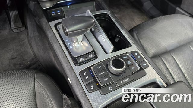 Genesis G80 2018 — photo 12