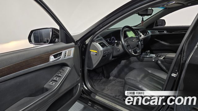 Genesis G80 2018 — photo 13