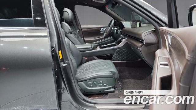 Genesis GV80 2023 — photo 17