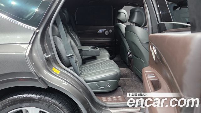 Genesis GV80 2023 — photo 18