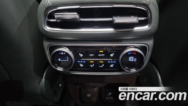 Genesis GV80 2023 — photo 24