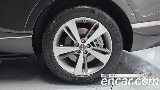 Genesis GV80 2023 — photo 7