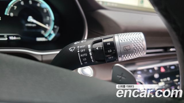 Genesis GV80 2023 — photo 27