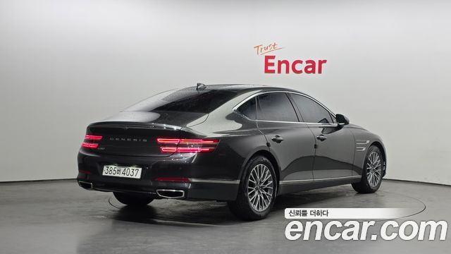 Genesis G80 2022 — photo 2
