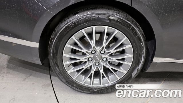 Genesis G80 2022 — photo 5
