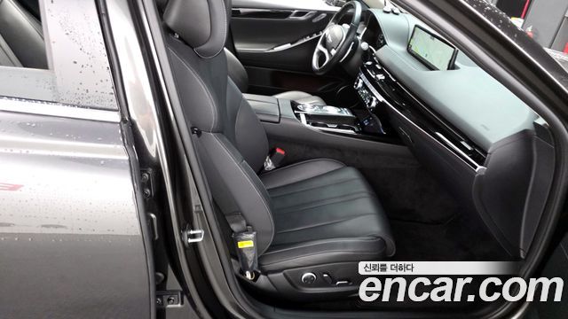Genesis G80 2022 — photo 17
