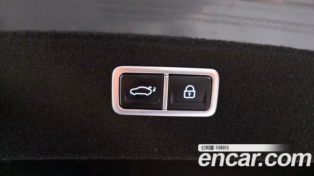 Genesis G80 2022 — photo 30