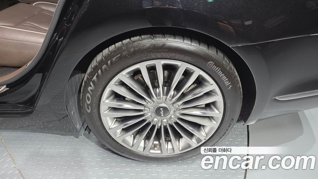 Kia K9 2019 — photo 7
