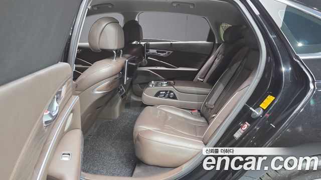 Kia K9 2019 — photo 16