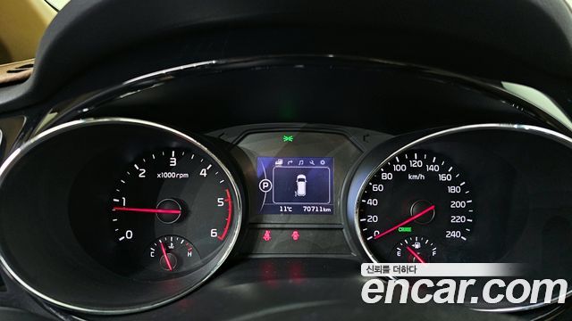 Kia Canival 2018 — photo 8
