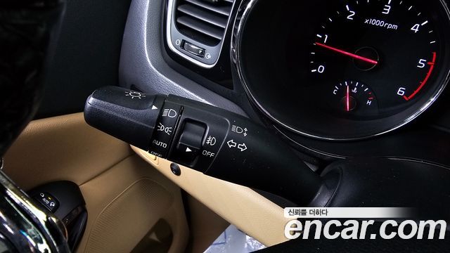 Kia Canival 2018 — photo 13