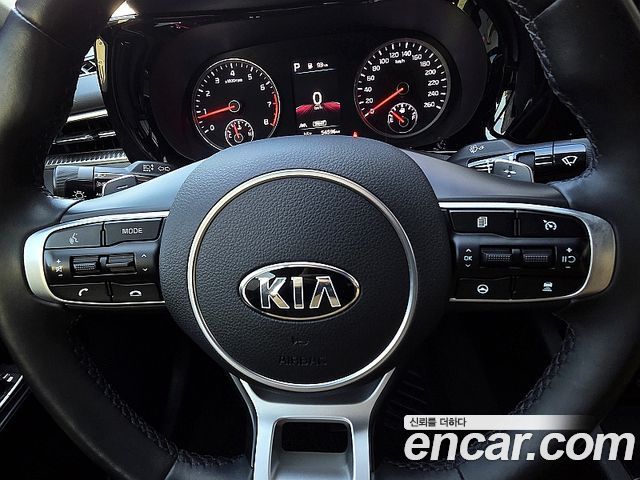 Kia K5 2021 — photo 13