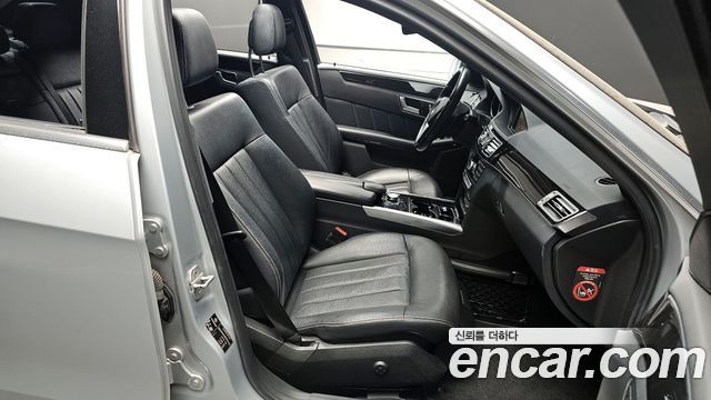 Mercedes-Benz E-Class 2014 — photo 10