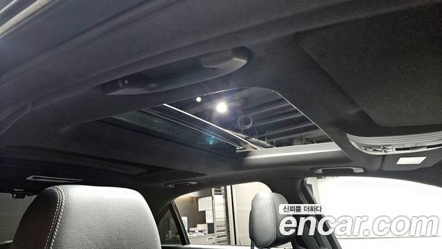 Mercedes-Benz E-Class 2014 — photo 17