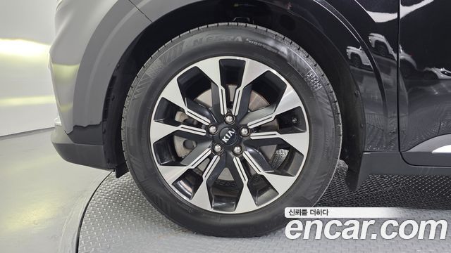 Kia Canival 2021 — photo 5