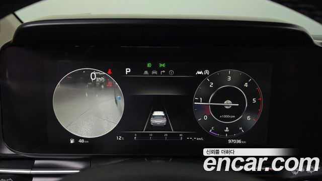 Kia Canival 2021 — photo 8